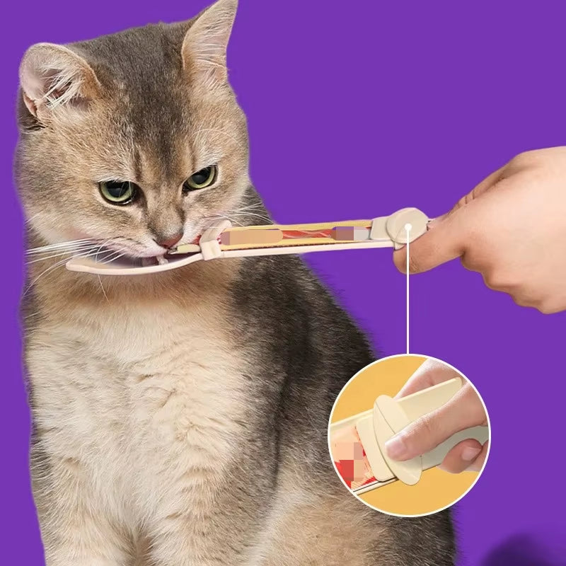 2Pcs Pet Food Dispenser Spoon Squeezes Puree Treats for Cats Dogs Easy Feeding Smooth Paste Delivery No Mess Design Accessories